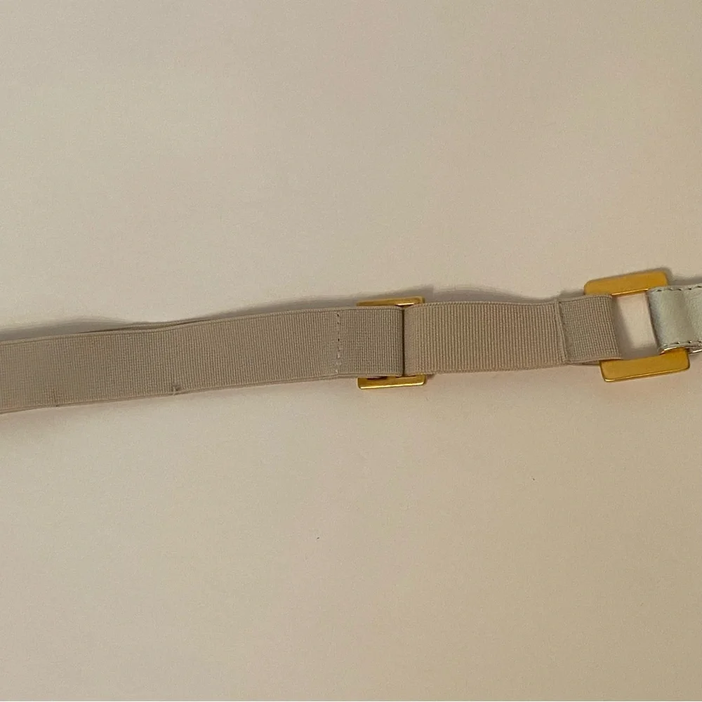 SUZI OHER BELT SILVER GOLD LEATHER GOLD BUCKLES ELASTIC ADJUSTABLE SKINNY SIZE M